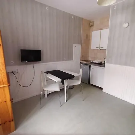 Διαμέρισμα Idealement Situe A Ax Les Thermes Ax-les-Thermes